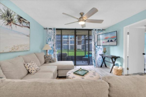 Indian Shores Waterway View, walk to beach, pool hot tub, dock